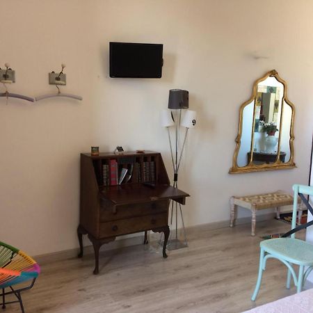 Palazzo Ruggiero Bed & Breakfast Montefusco Exterior photo