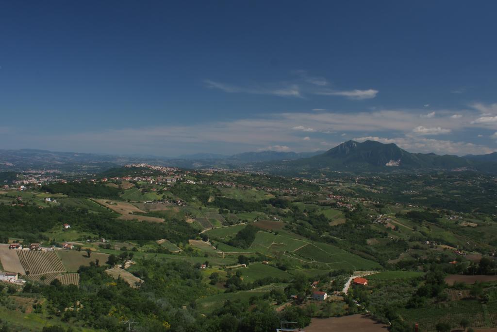 Palazzo Ruggiero Bed & Breakfast Montefusco Exterior photo