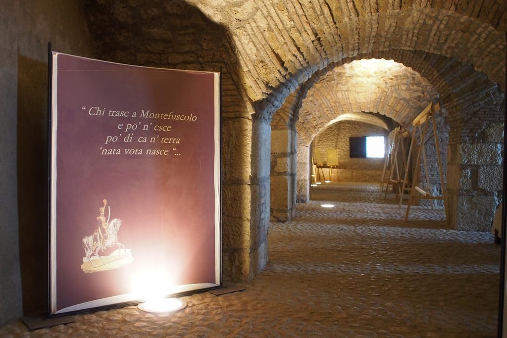 Palazzo Ruggiero Bed & Breakfast Montefusco Exterior photo